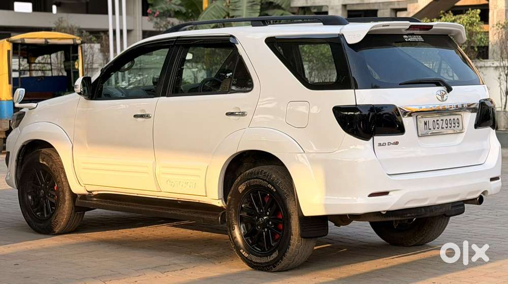 Toyota Fortuner [2009-2012] 3.0 4x4 Mt, 2012, Diesel