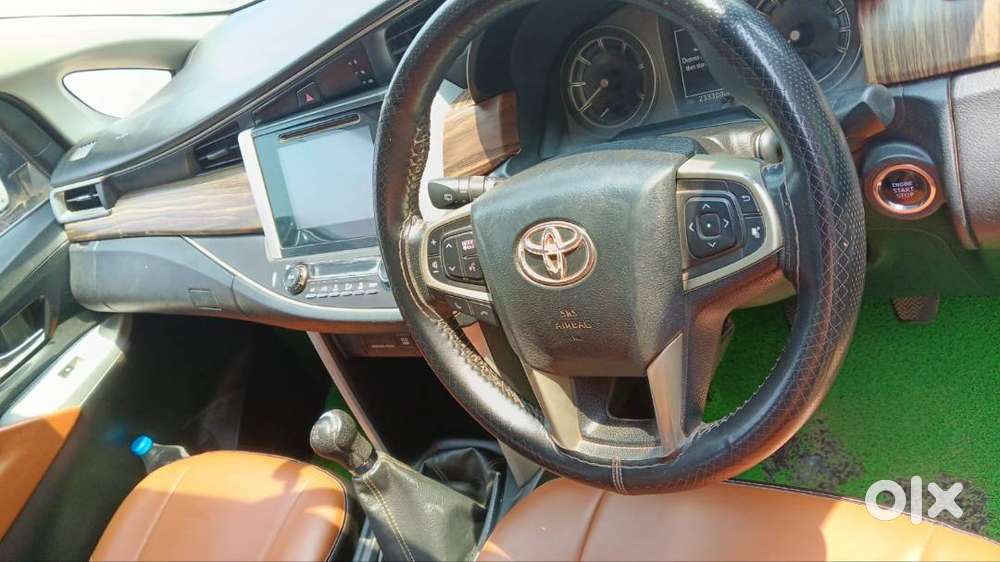 Toyota Innova Crysta