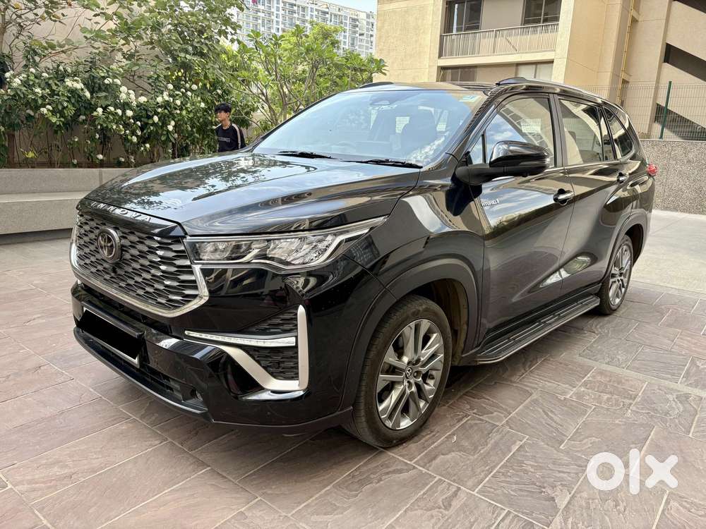 Toyota Innova Hycross 2.0 Zx Hybrid 7 Str, 2024, Petrol