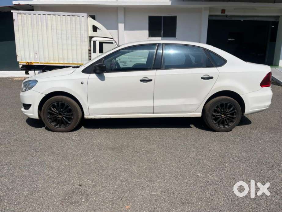 Skoda Rapid 2011-2013 1.6 Mpi Active, 2013, Petrol