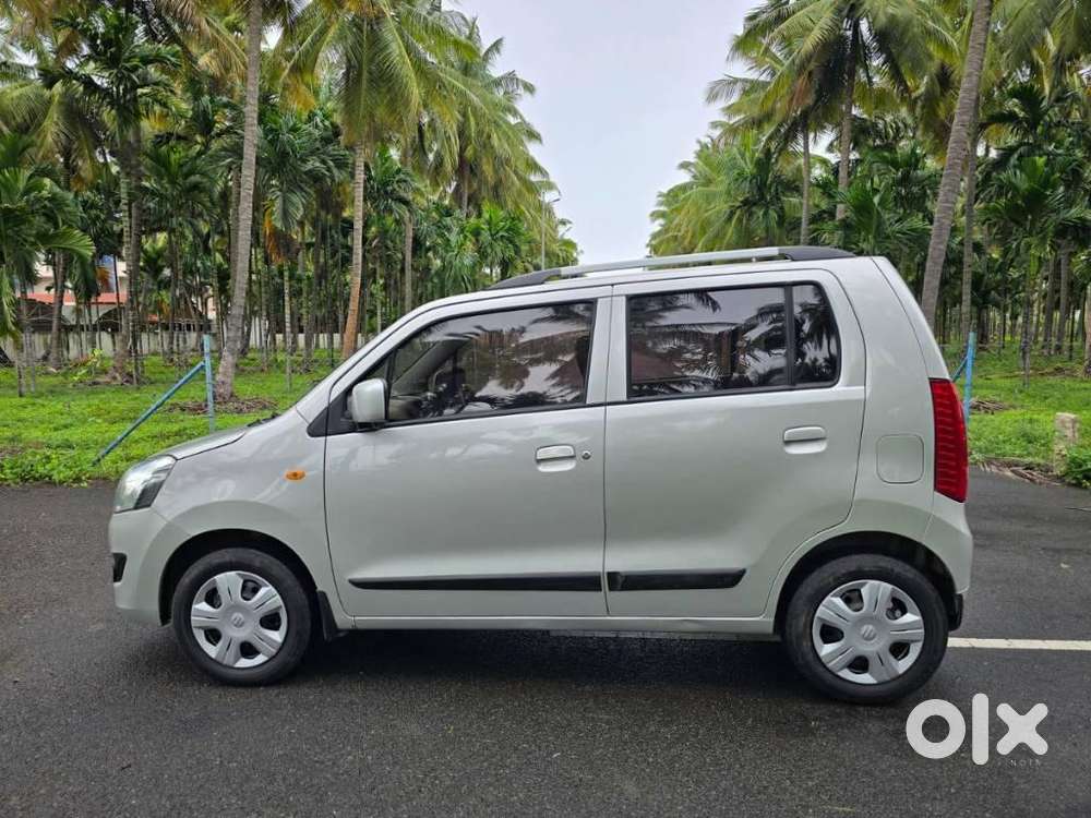 Maruti Suzuki Wagon R Vxi Amt, 2016, Petrol