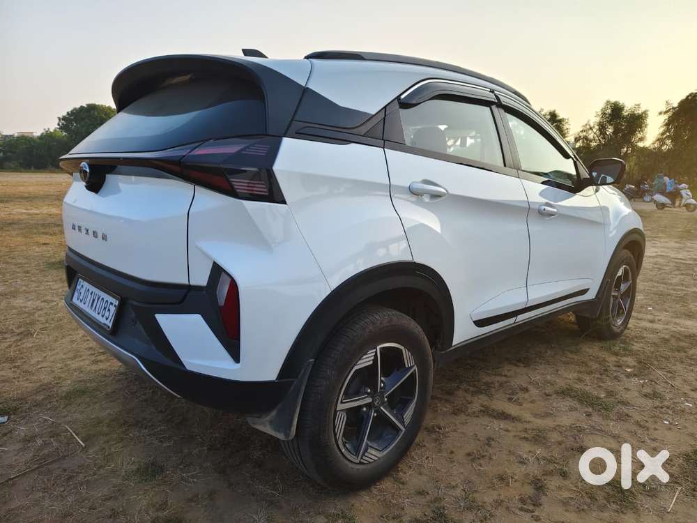 Tata Nexon 1.5 Revotorq Xza Plus Dualtone, 2025, Diesel