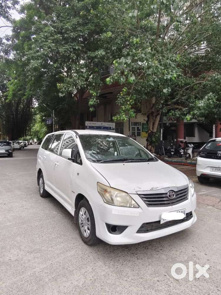 Toyota Innova 2.5 G (diesel) 7 Seater Bs Iv, 2013, Diesel