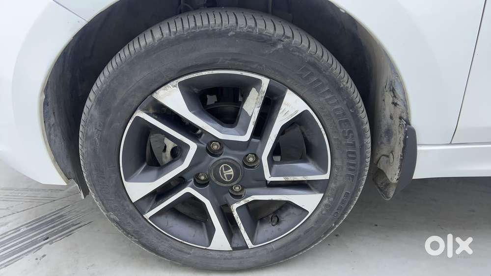 Tata Tiago Xza Plus, 2022, Petrol