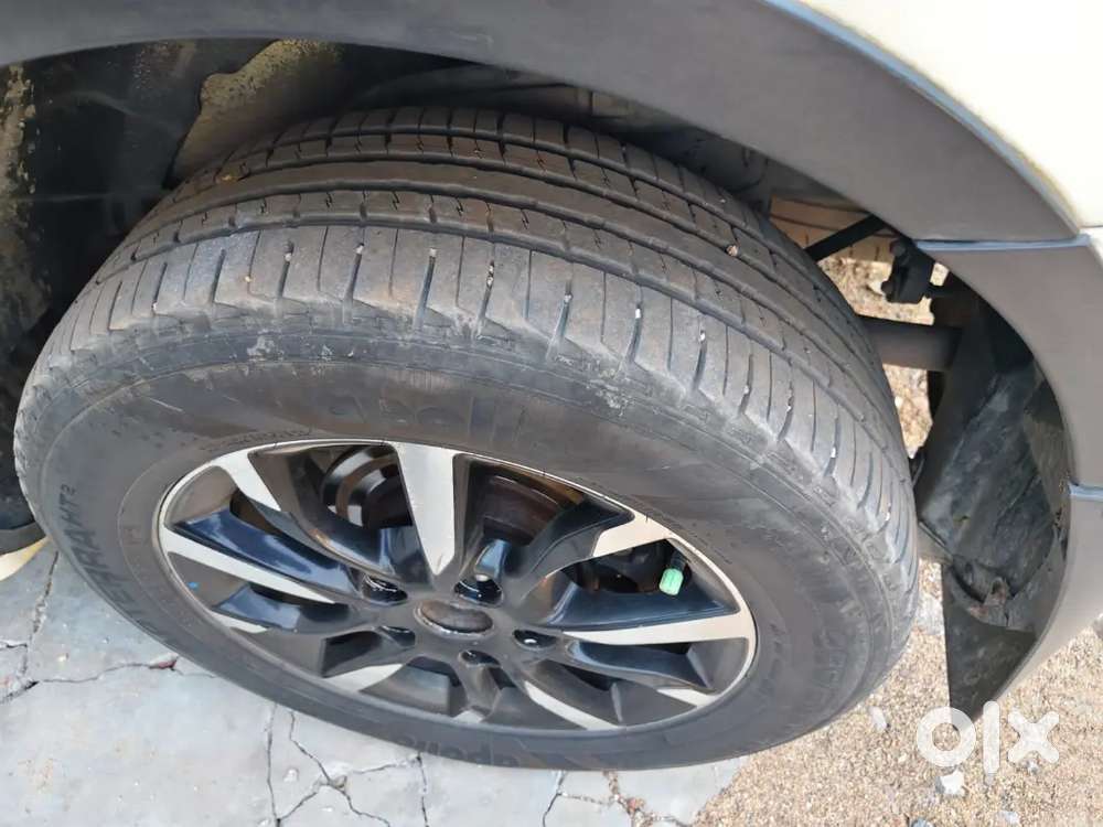 Xuv500 W11 Fwd Topend Vehicle