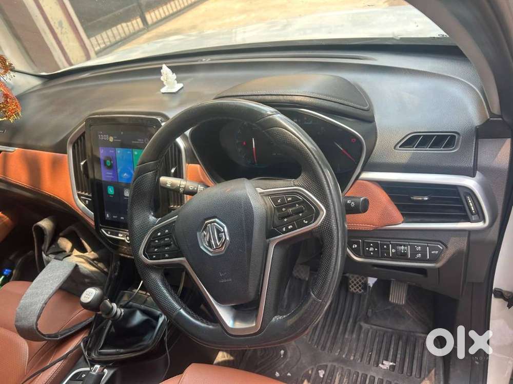 Mg Hector Plus -white For Sale