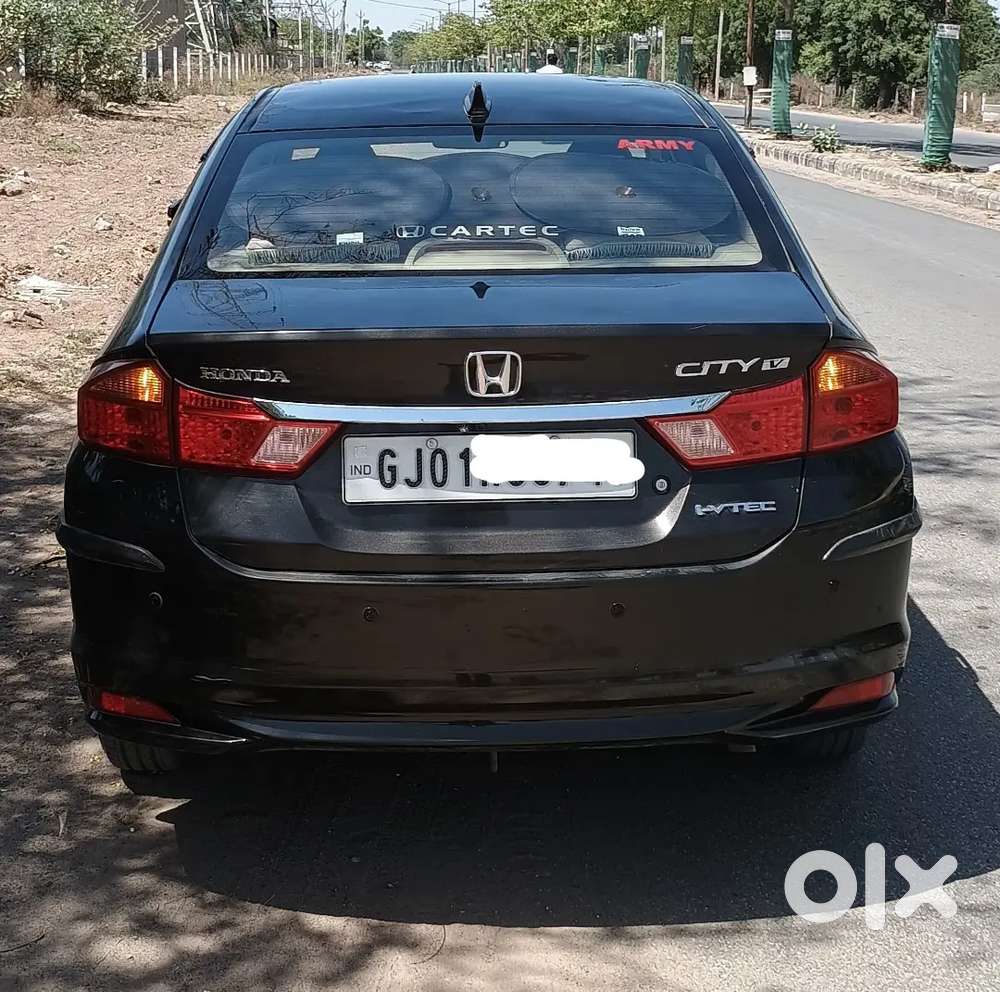 Honda City 2016 Petrol- Well Maintained- Only 7500 Kms Driven