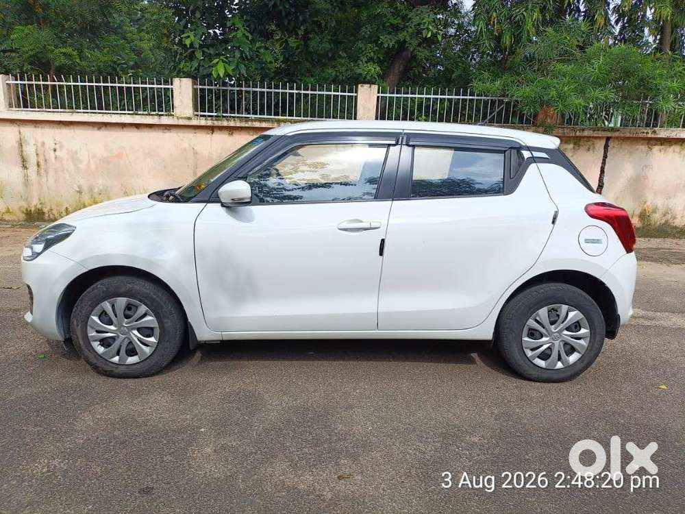 Maruti Suzuki Swift Vxi 1.2 Abs Bs-iv, 2023, Petrol