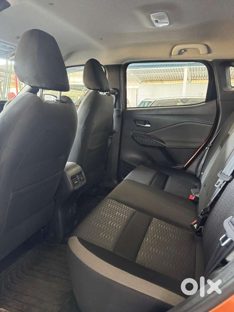 Nissan Magnite Tekna Ez Shift, 2025, Petrol