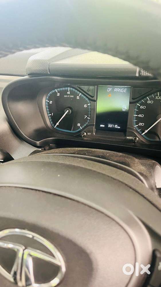 Tata Altroz Xz Petrol