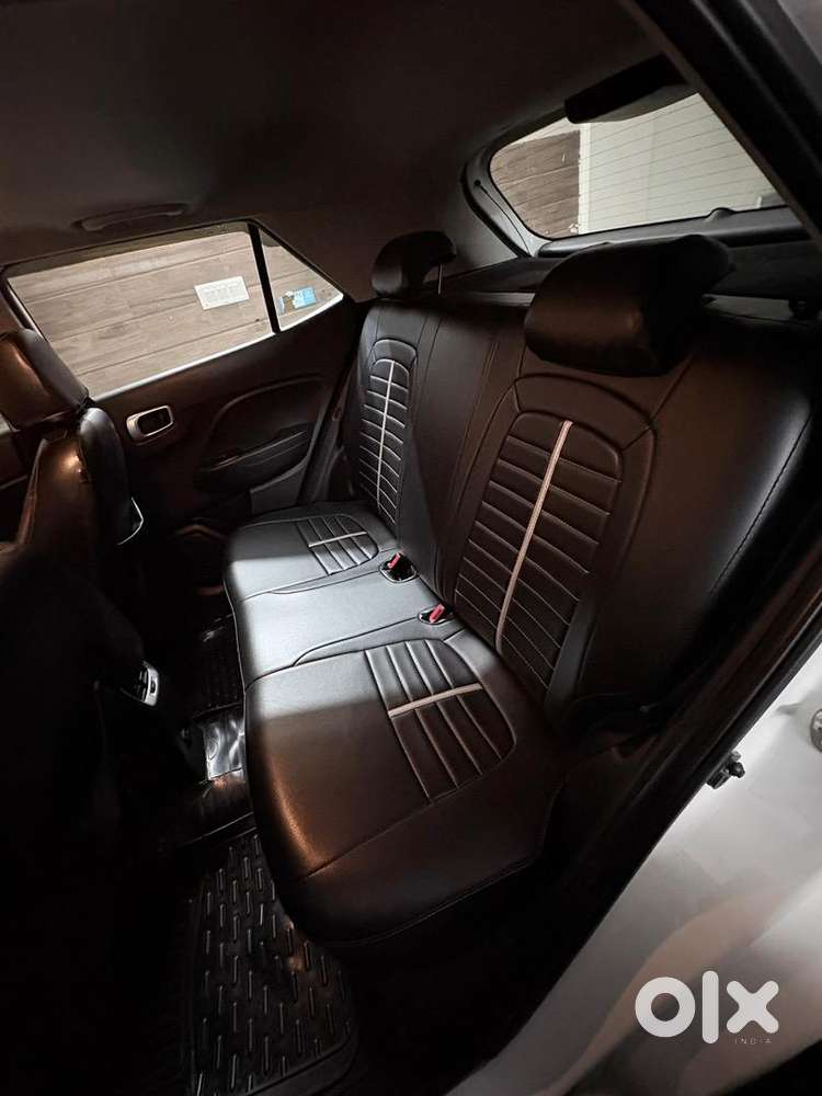 Hyundai Venue 2021 Petrol Well Maintained