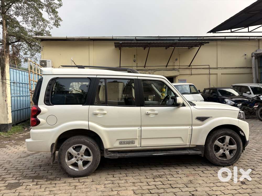 Mahindra Scorpio Classic 2.2 S 11 Mt 7 Str, 2022, Diesel