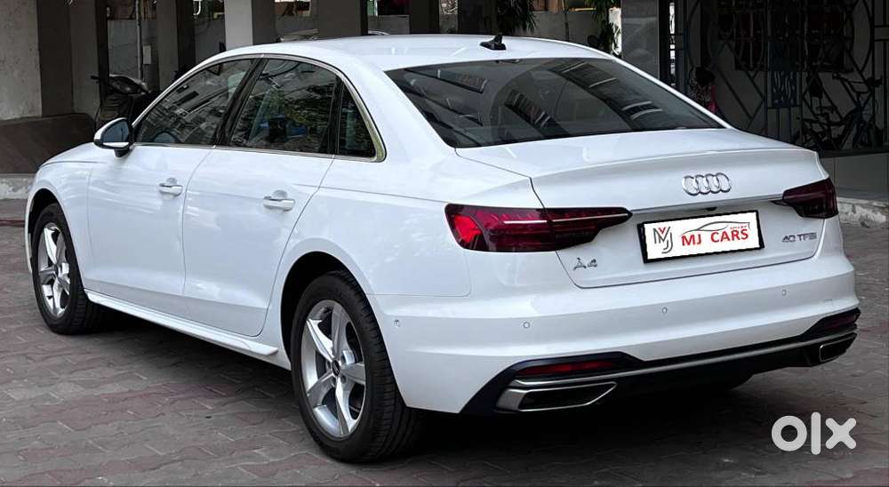 Audi A4 2.0 Technology 40 Tfsi, 2024, Petrol