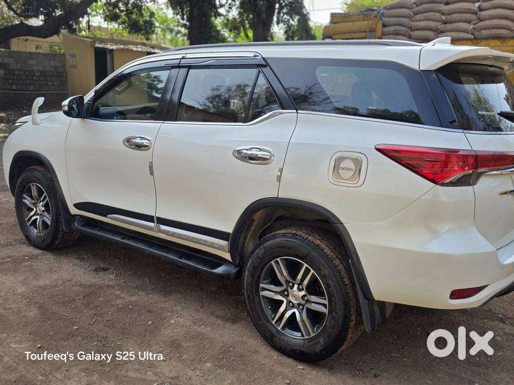 Toyota Fortuner 4x2 Mt 2.8 Diesel, 2023, Diesel