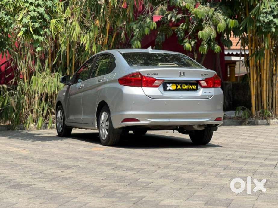 Honda City 2015-2017 I Vtec E, 2015, Petrol