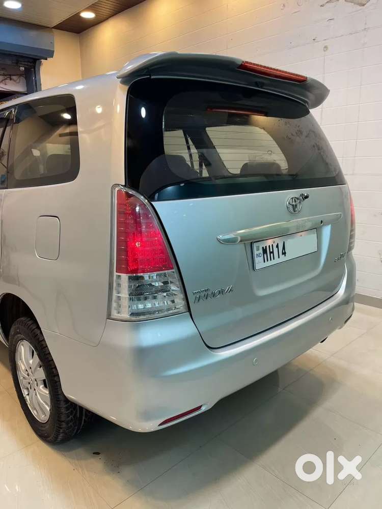 Toyota Innova 2.5 Vx 8 Str Bsiv, 2011, Diesel