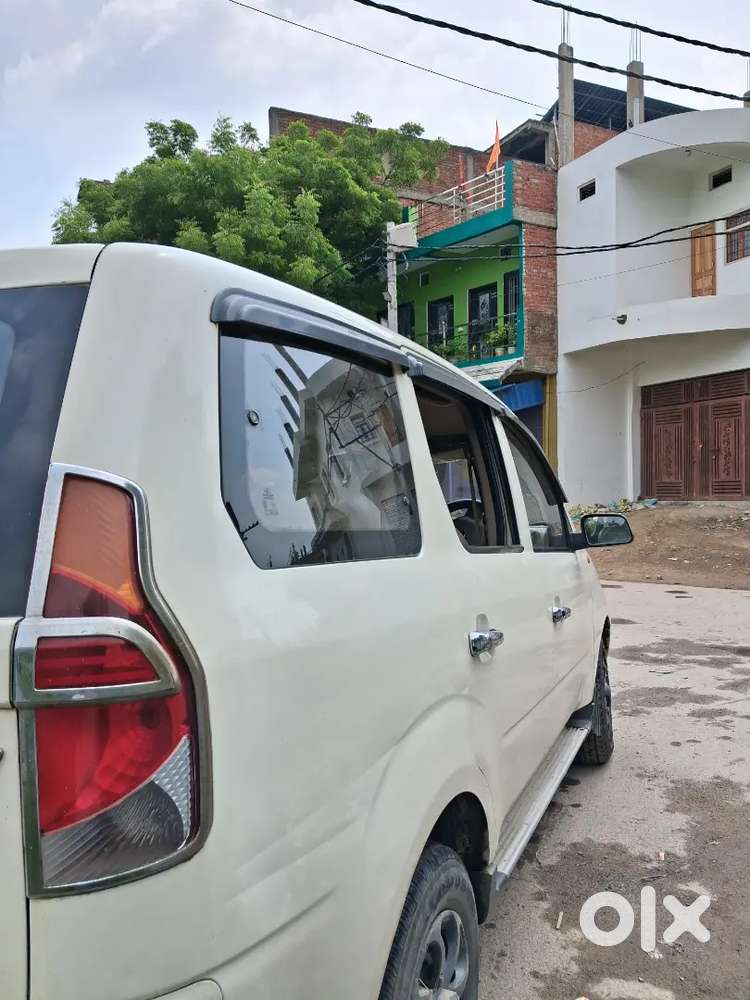 Mahindra Xylo 2.5 2011 Diesel Manual