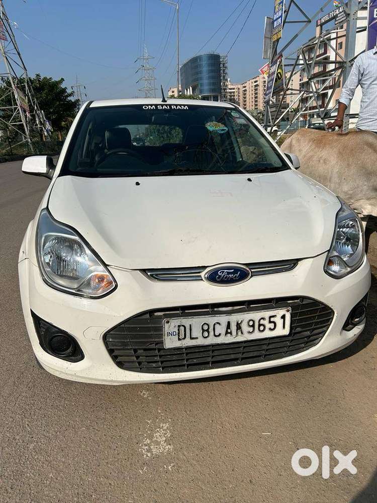 Ford Figo Lxi Duratec 2015