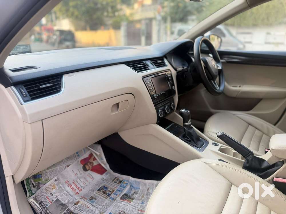 Skoda Octavia Style Plus 1.8 Tsi At, 2016, Petrol