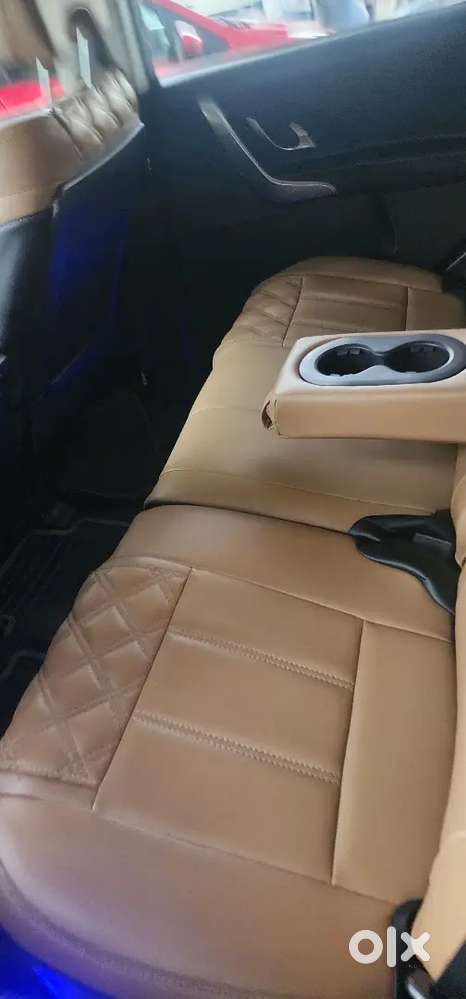 Mahindra Xuv500 2.2 W7 2019 Model