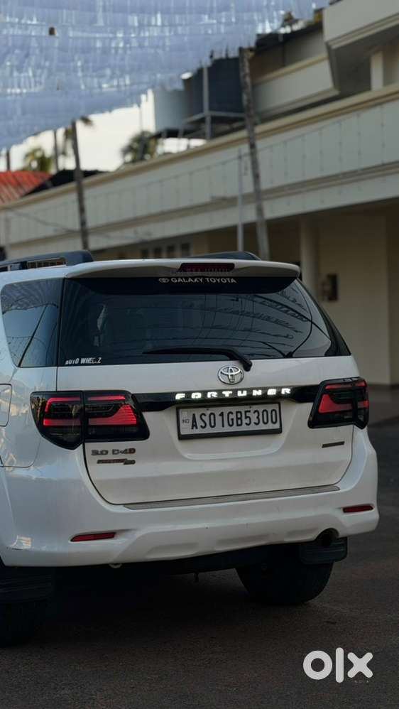 Toyota Fortuner 4x4 Automatic 2015
