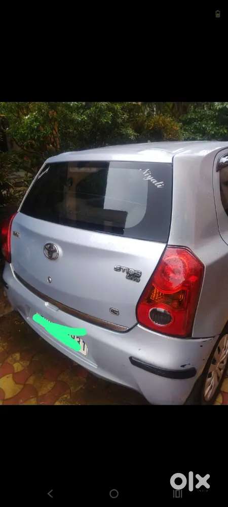 Toyota Etios 1.5 V 2011