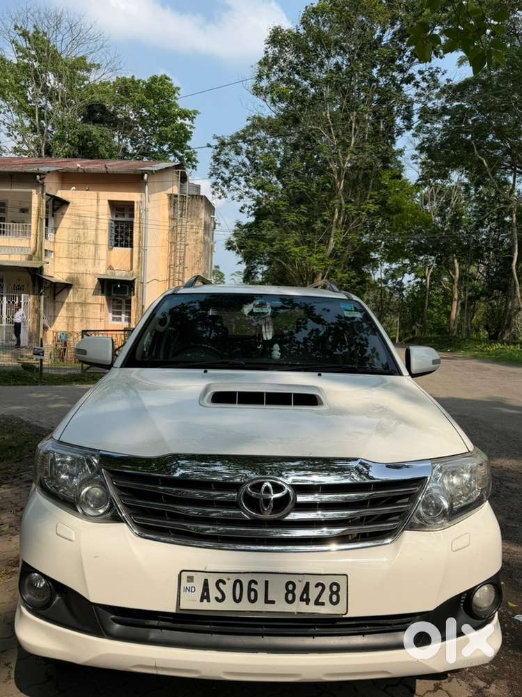 Toyota Fortuner Diesel 2012