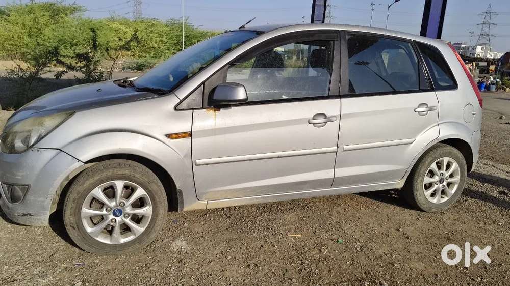 Ford Figo 2012 Cng & Patrol 120000 Km Driven