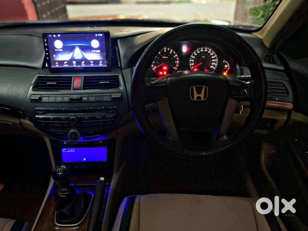 Honda Accord 2.4 Manual, 2012, Petrol