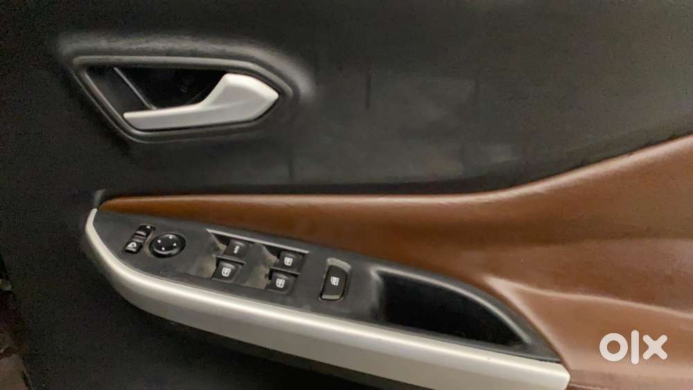 Nissan Magnite 1.0 Xv Turbo Cvt, 2021, Petrol