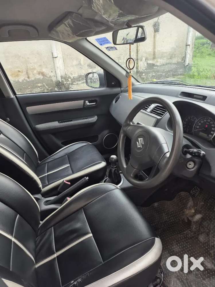 Maruti Suzuki Swift Dzire 2010