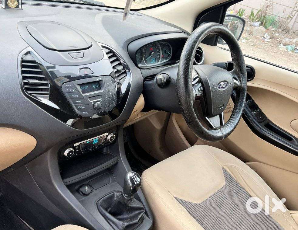 Ford Figo Aspire Titanium Blu, 2018, Petrol