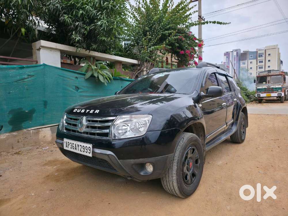 Duster Black Sport Edition