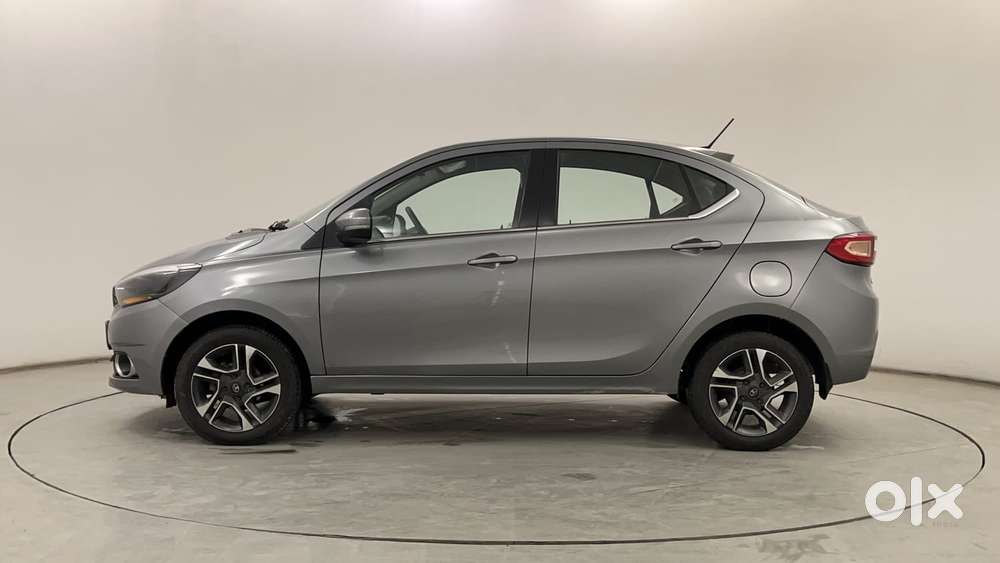 Tata Tigor Xza, 2018, Petrol