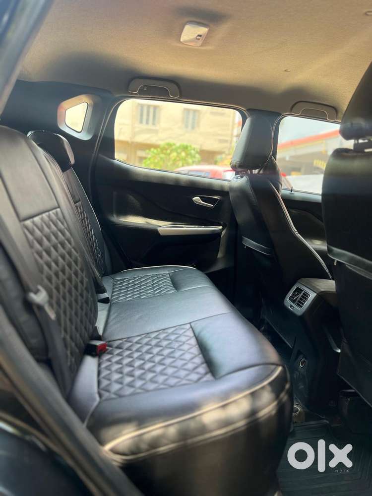 Nissan Magnite 1.0 Xv Premium, 2020, Petrol
