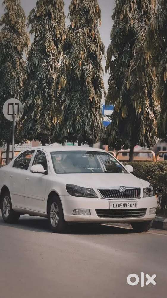 Skoda Laura 2011 Petrol Well Maintained