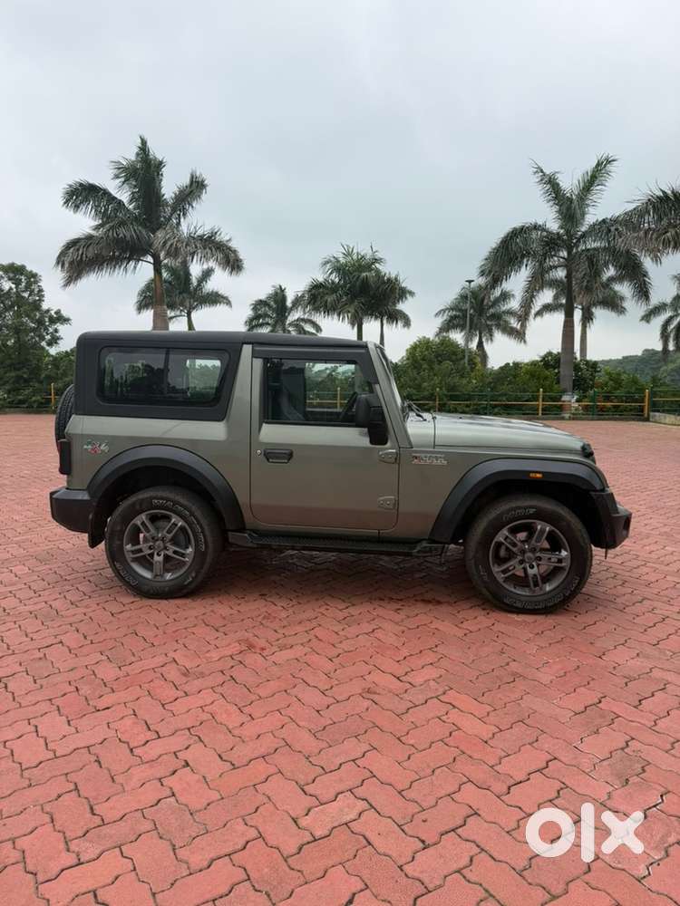 Mahindra Thar Petrol 2021
