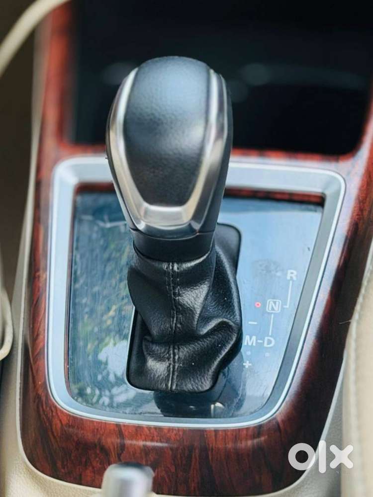Maruti Suzuki Dzire 1.2 Zxi Plus Amt, 2018, Petrol