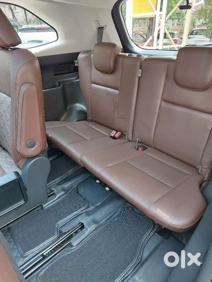 Toyota Innova Hycross 2.0 Zx (o) Hybrid 7 Str, 2025, Petrol