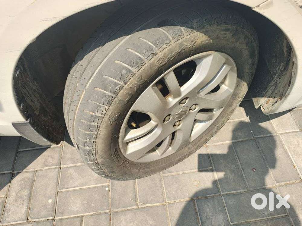 Maruti Suzuki Swift Dzire Zdi Bsiv, 2015, Diesel