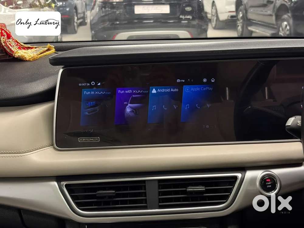 Mahindra Xuv700 2.0 Ax 7 Petrol Mt Str, 2022, Petrol