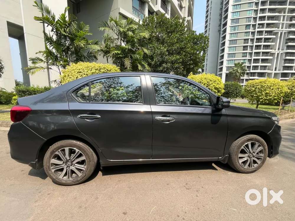 3.5 Yrs Old Honda Amaze Automatic In Excellent Condition