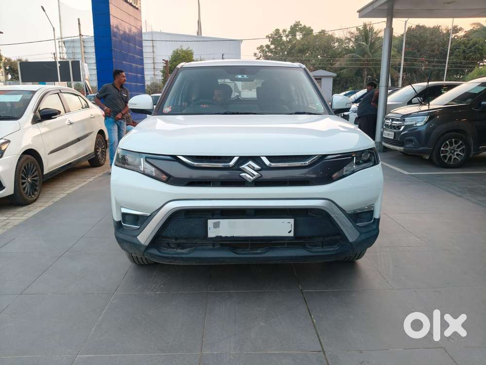 Maruti Suzuki Brezza 1.5 Vxi At Smart Hybrid, 2022, Petrol