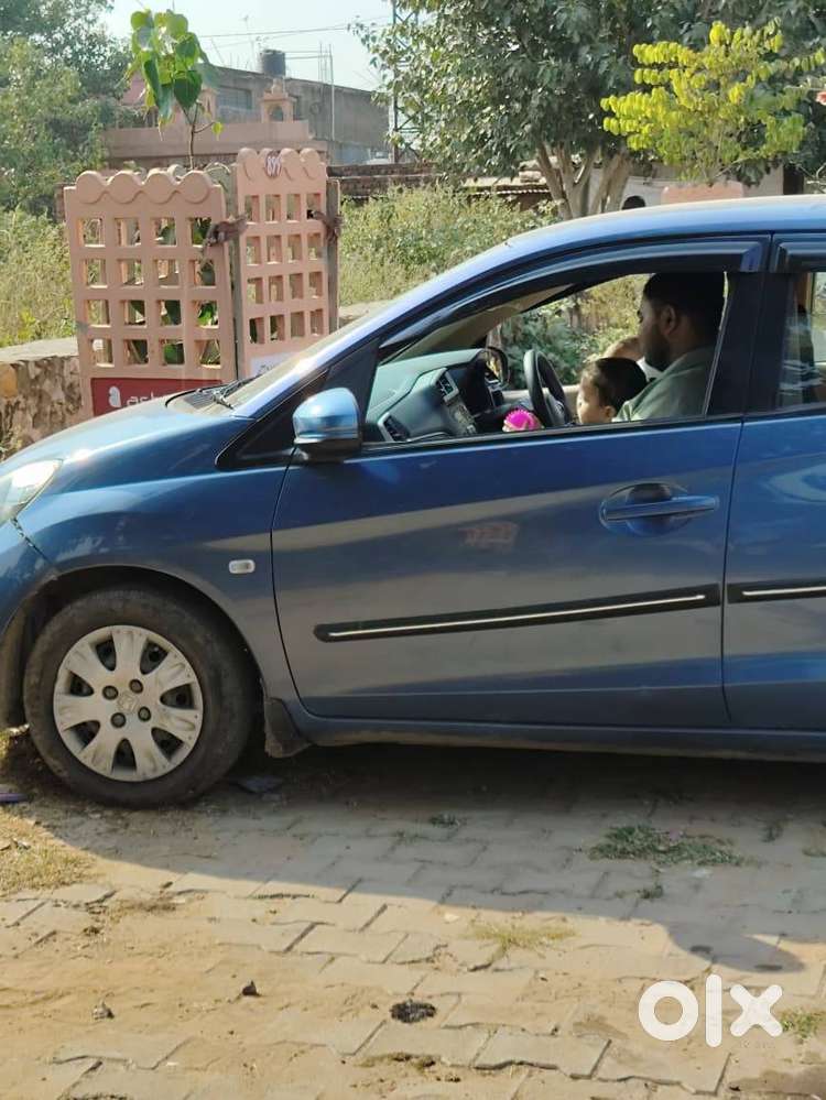 Honda Amaze 2017 Blue Colour