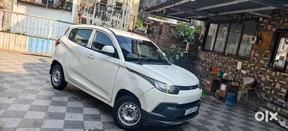 Mahindra Kuv 100 2018 Petrol