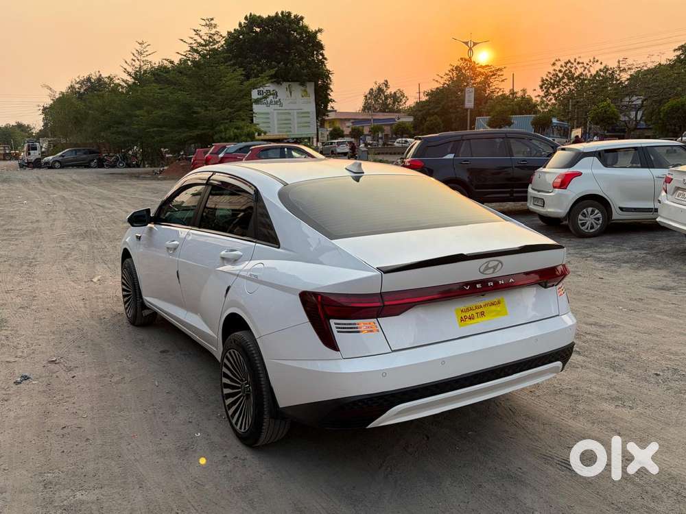 Hyundai Verna 1.5 Ex Vtvt, 2023, Petrol