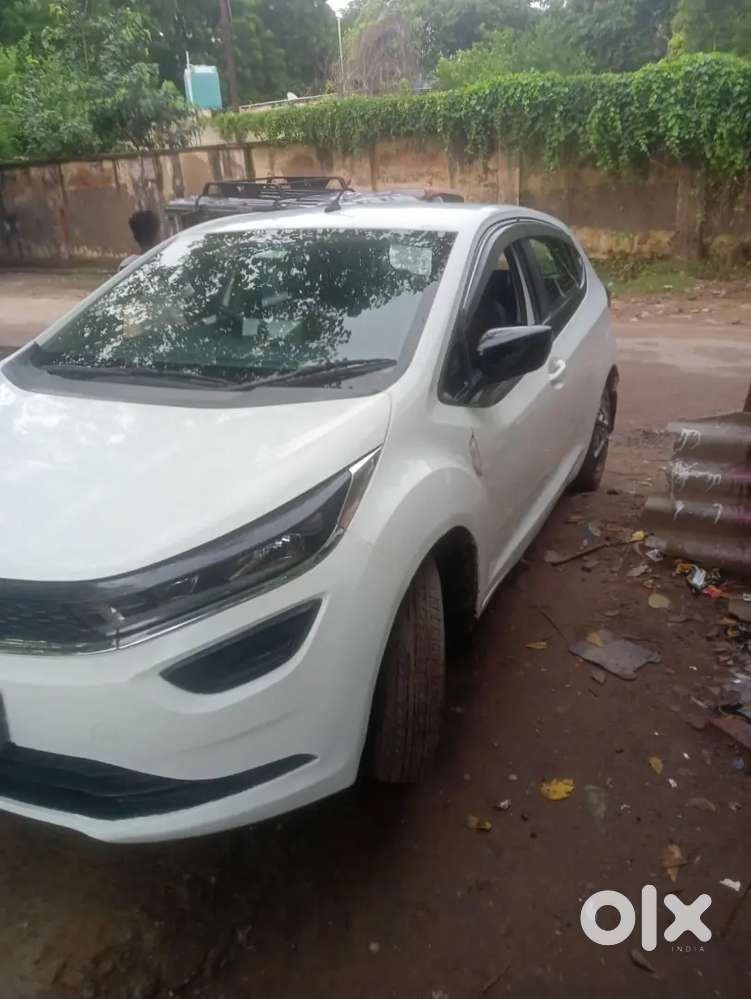 Tata Altroz Petrol Manual 2022 First