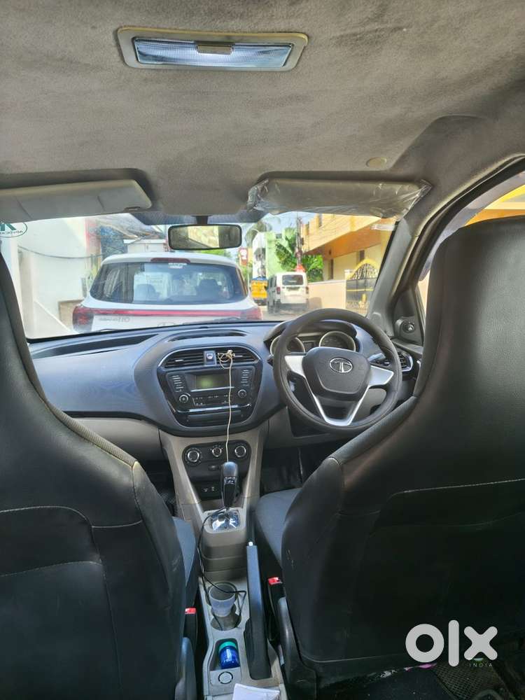 Tata Tiago Petrol 2017