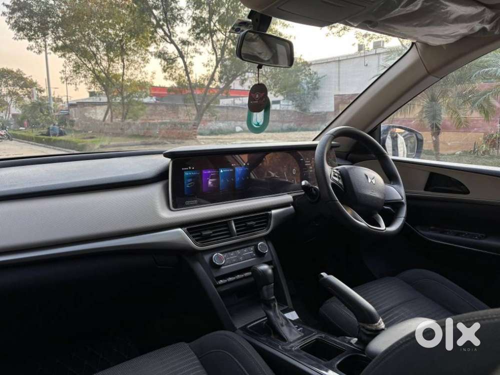 Mahindra Xuv700, 2024, Petrol