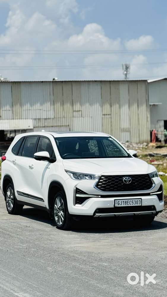 Toyota Innova Hycross 2.0 Zx Hybrid 7 Str, 2024, Cng & Hybrids